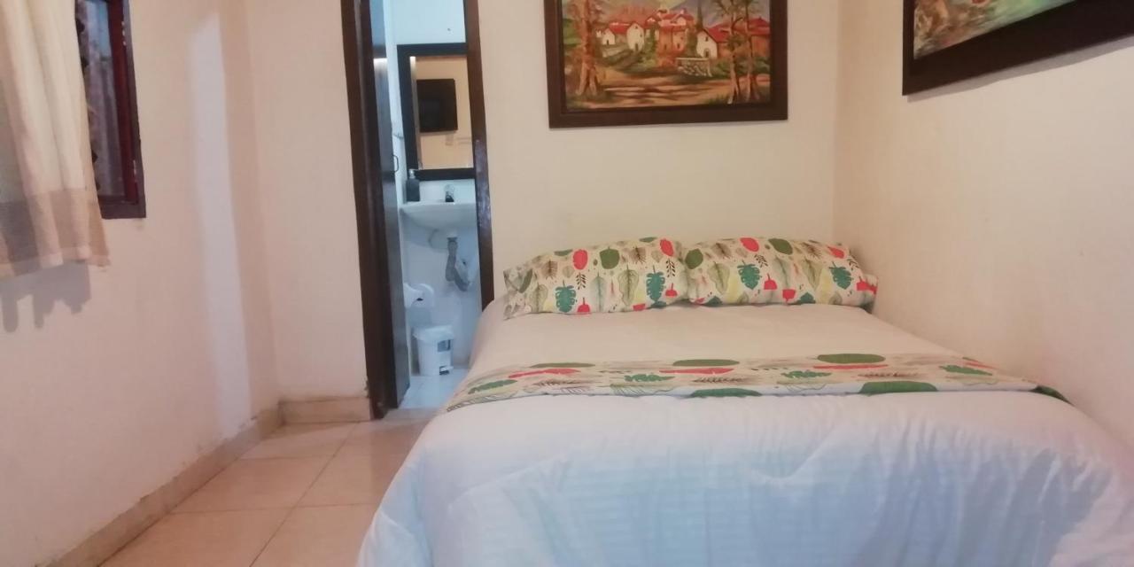 Hostal Caminos De Suesca Otel Dış mekan fotoğraf